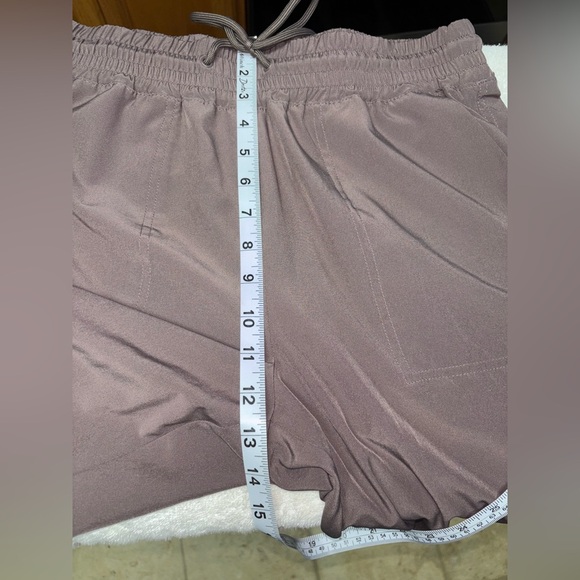 Old Navy Women’s Joggers - Picture 7 of 8